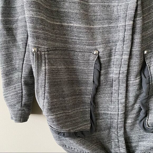Aritiza “Wilfred” Rousseau Heather Grey Cardigan - Picture 6 of 10